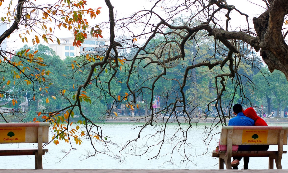 Hoan Kiem Lake Hanoi – What to Do & See